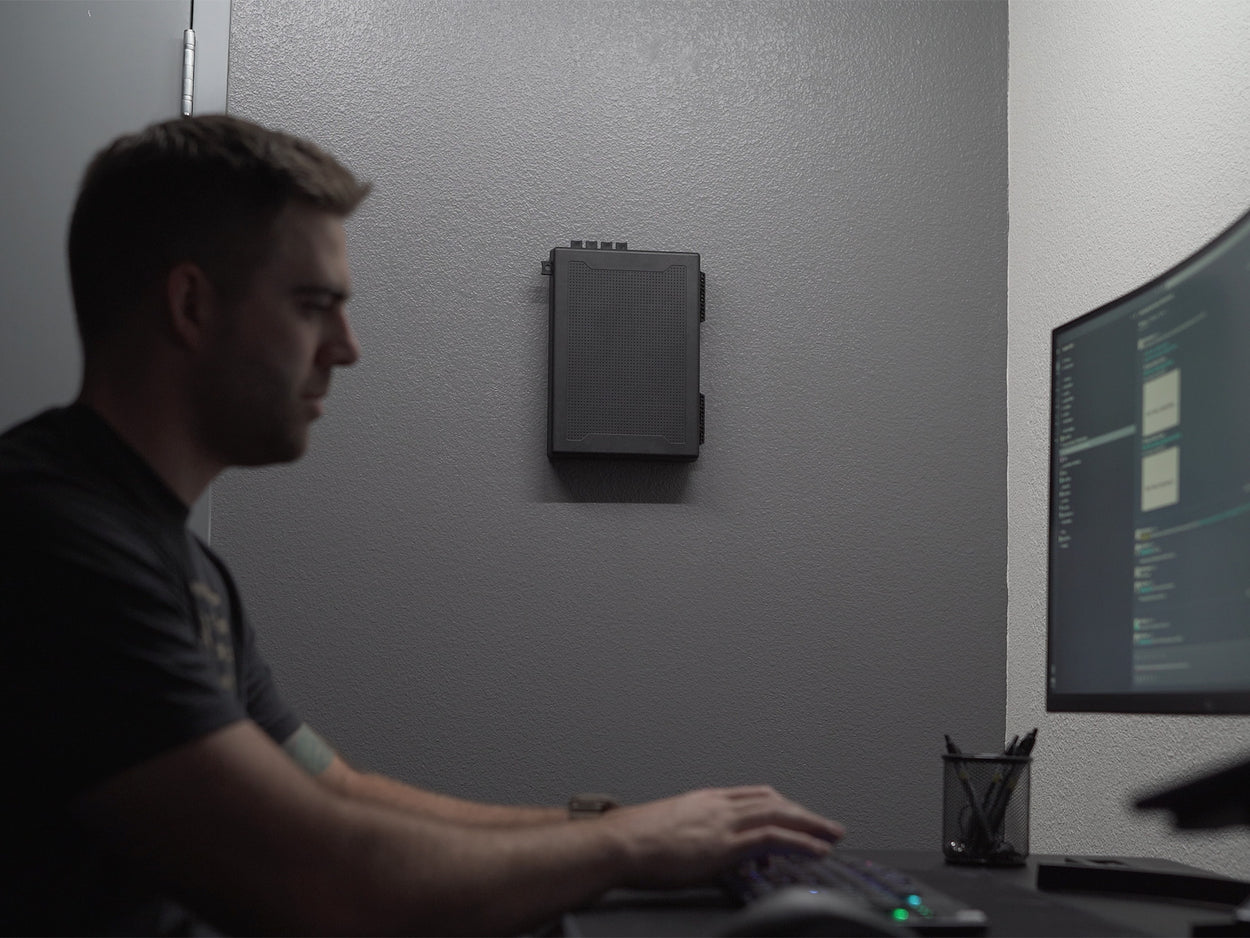 StopBox Pro Wall-Mount